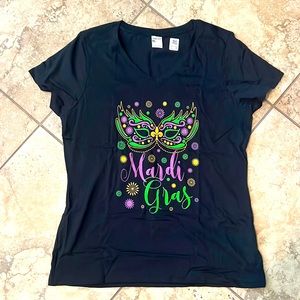 Women’s Mardi Gras Tee Brand New.